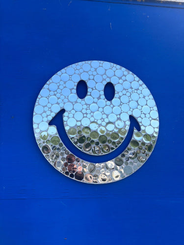 XL Smiley Face Wall Art 70cm Mirror Mosaic Resin Smiley Handmade Statement Wall Dec