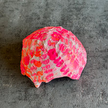Small Hatched in hot pink and orange