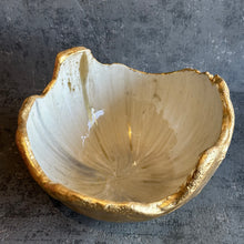 Large Hatched in pearl and gold