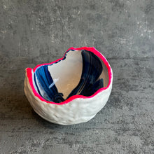 Small Hatched in white, hot pink and blue