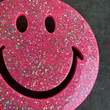 Smiley resin face in pink glitter 30cm medium